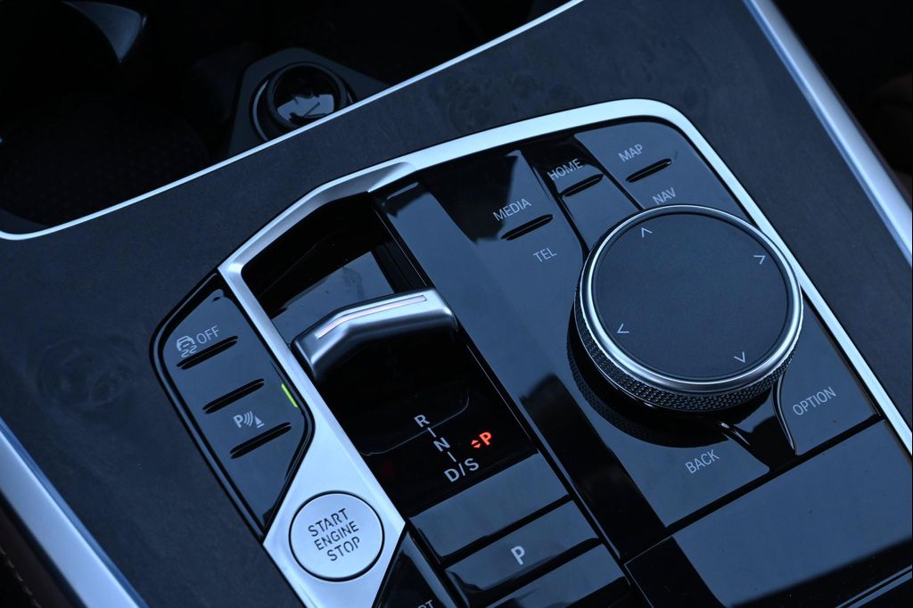 صورة مصغرة 16 لـ 2026 BMW X5 XDRIVE40I