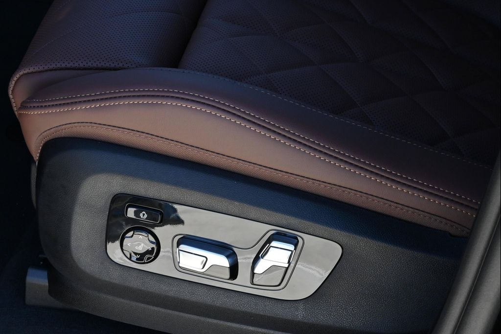 صورة مصغرة 24 لـ 2026 BMW X5 XDRIVE40I