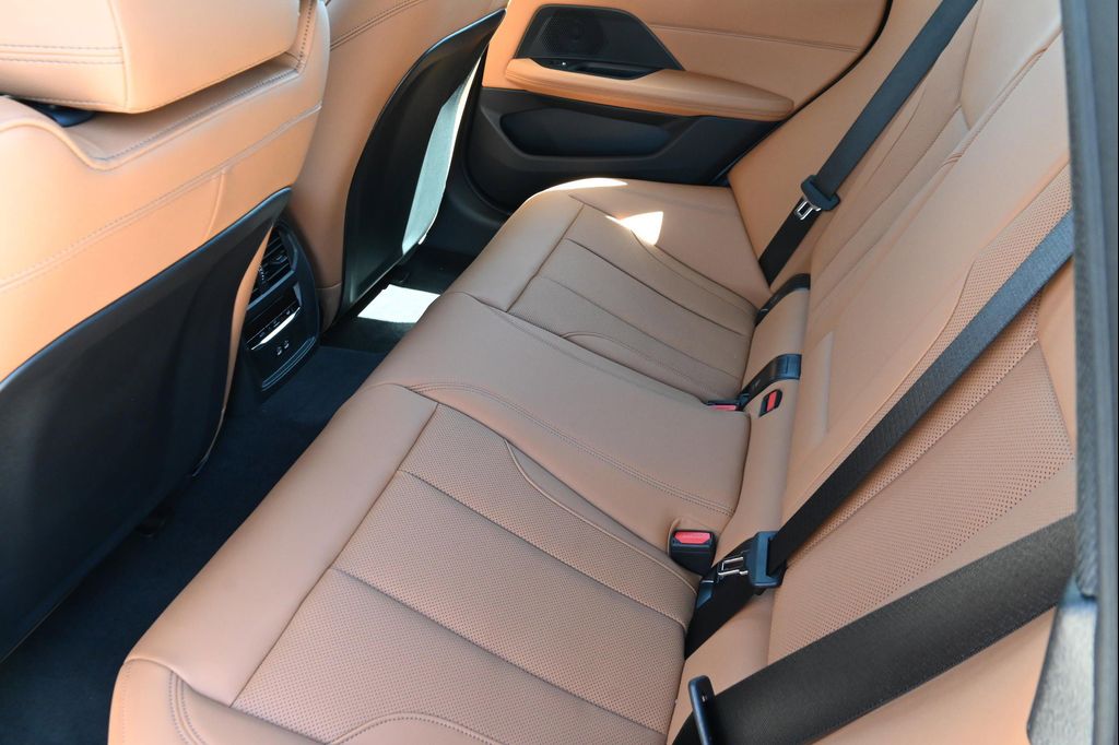 2026 BMW I4 GRAN COUPE XDRIVE40 — миниатюра 23