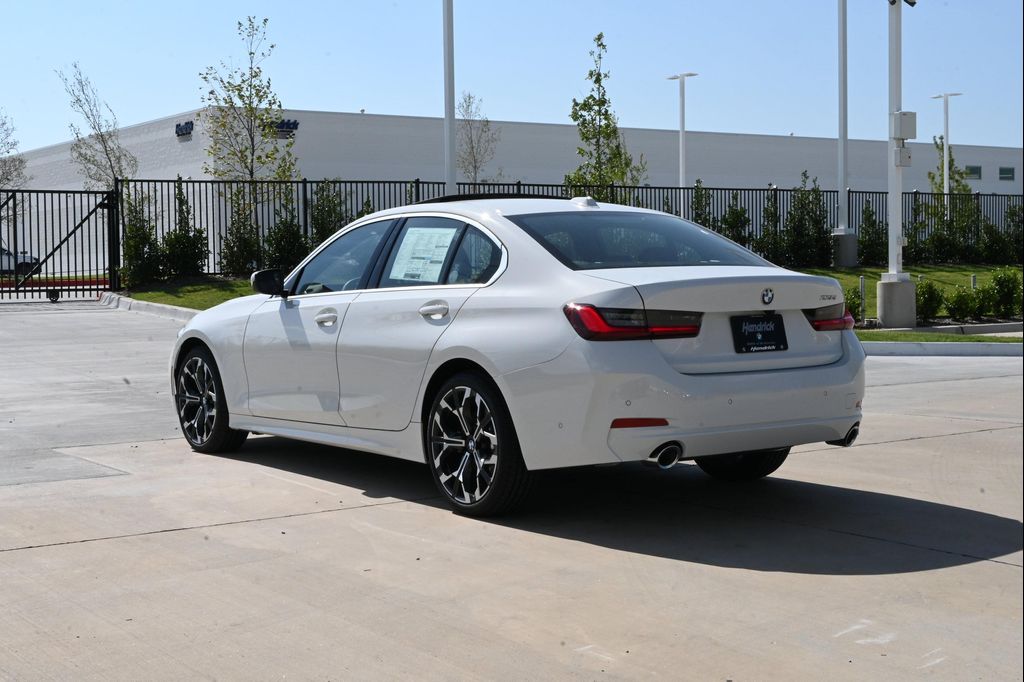 2026 BMW 330 330I — фото 6