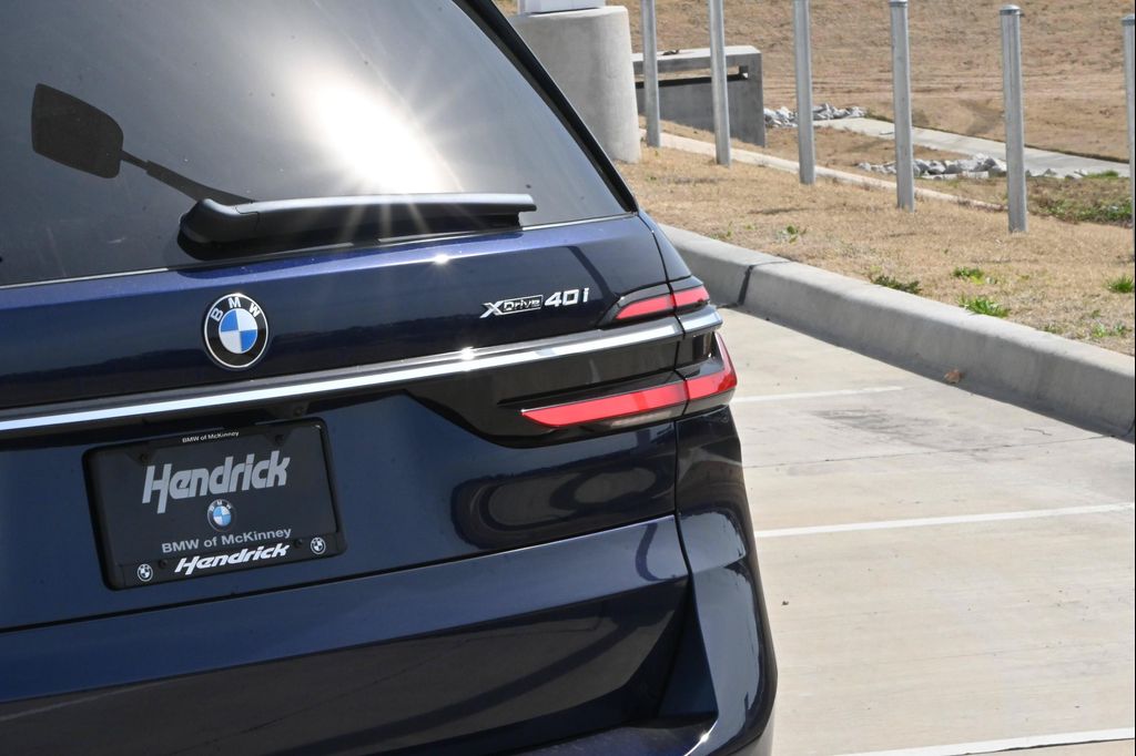 2026 BMW X7 XDRIVE40I — фото 7