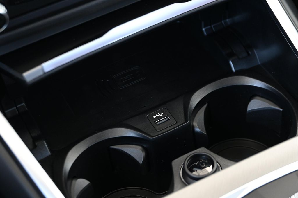 2026 BMW 330 XDRIVE NA 缩略图 23