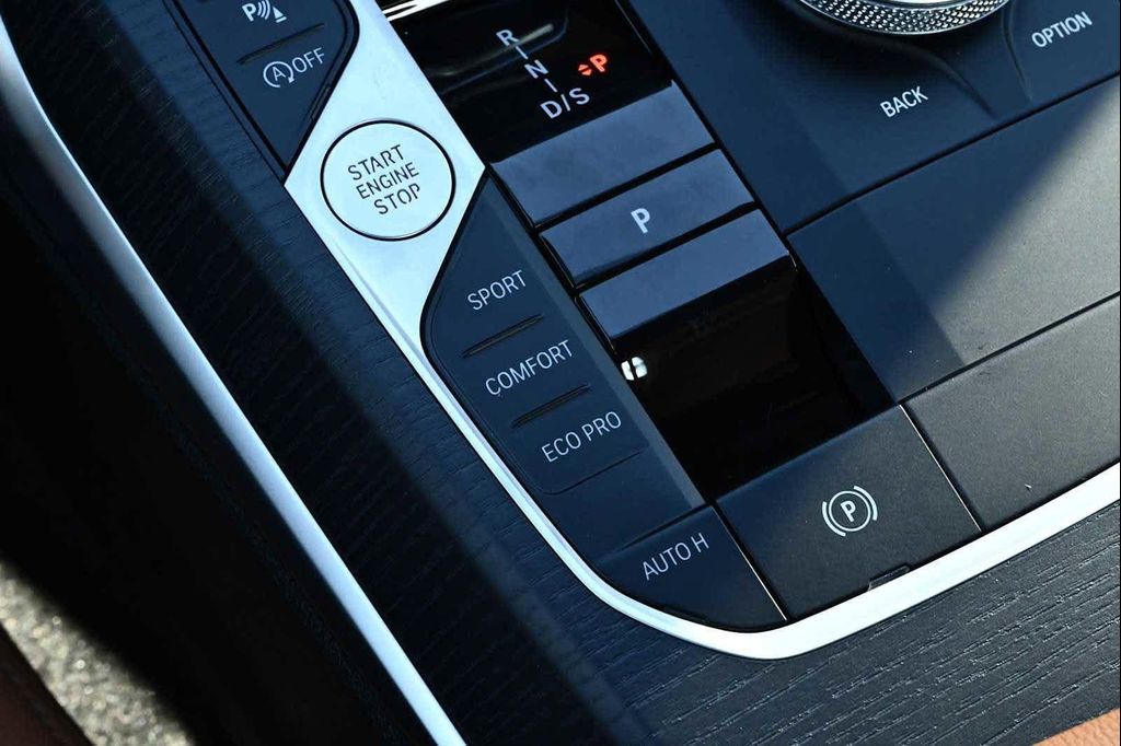 صورة مصغرة 18 لـ 2026 BMW 330 NA