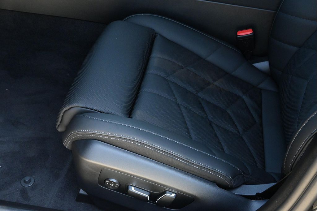2027 BMW 540 I XDRIVE 缩略图 26