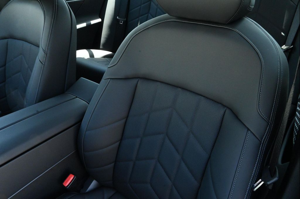 2027 BMW 540 I XDRIVE 缩略图 11