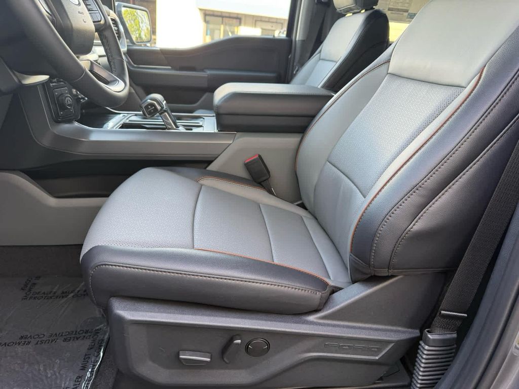 FORD F-150 LARIAT - 4