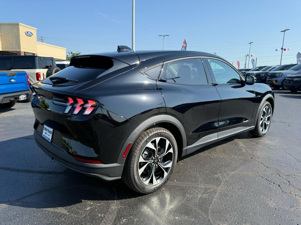 2026 FORD MUSTANG MACH-E SELECT 缩略图 19