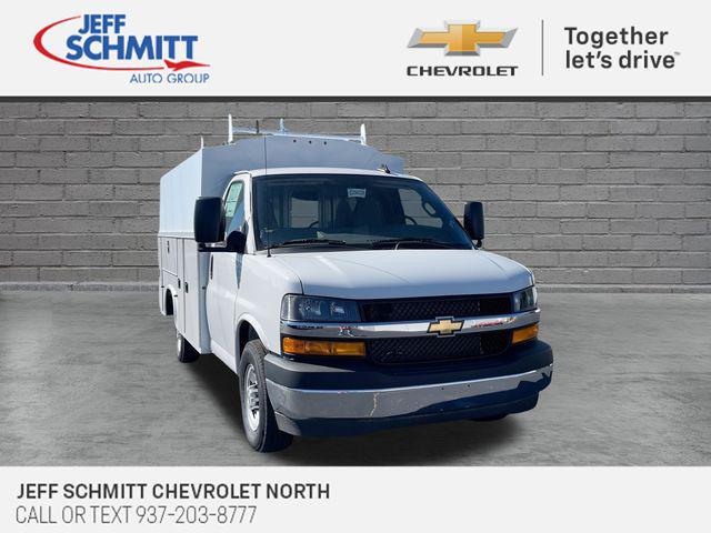 New 2025 Chevrolet Express 3500 Work Van