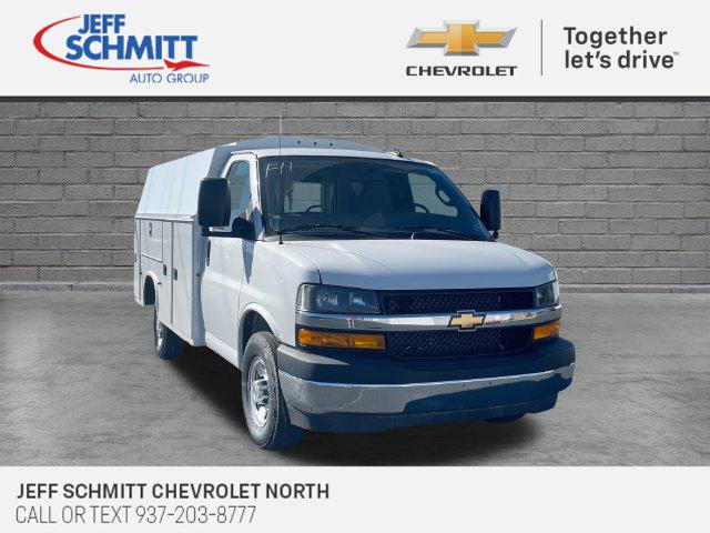 New 2025 Chevrolet Express 3500 Work Van