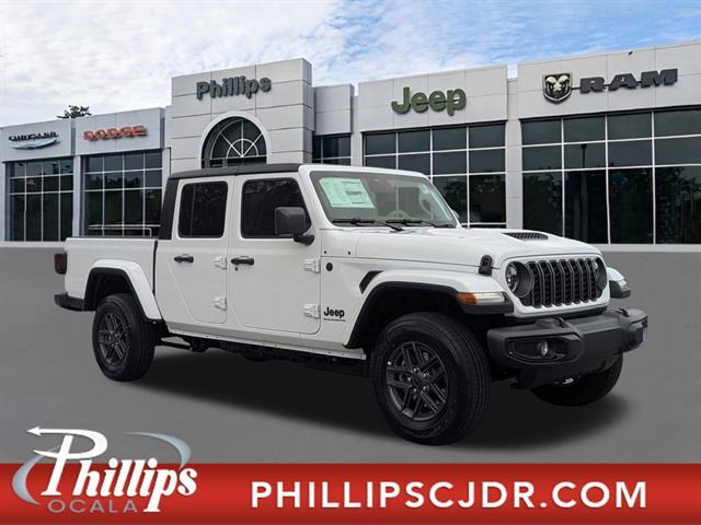 New 2026 Jeep Gladiator Convoy