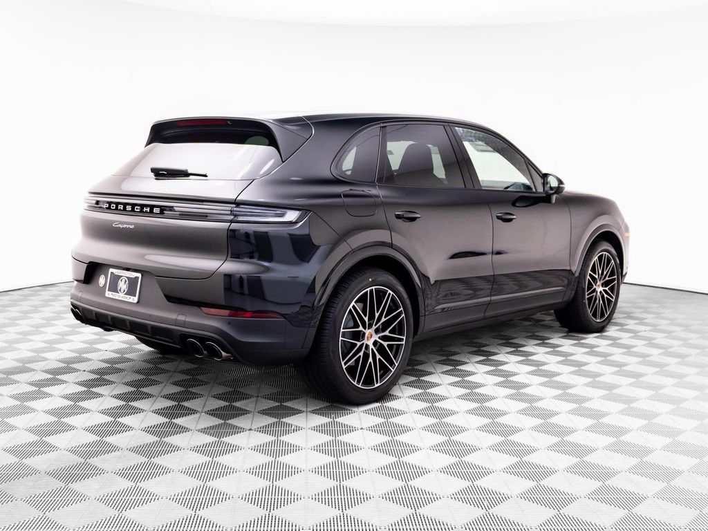 PORSCHE CAYENNE - 8