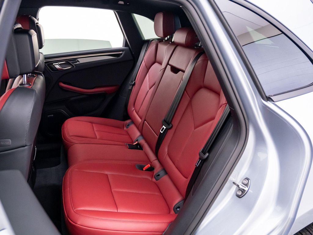 2026 Porsche MACAN 缩略图 17
