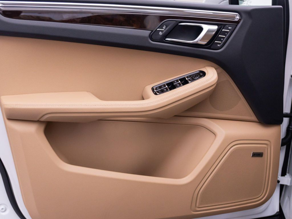 صورة مصغرة 14 لـ 2026 Porsche MACAN