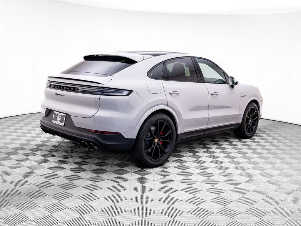 PORSCHE CAYENNE - 8