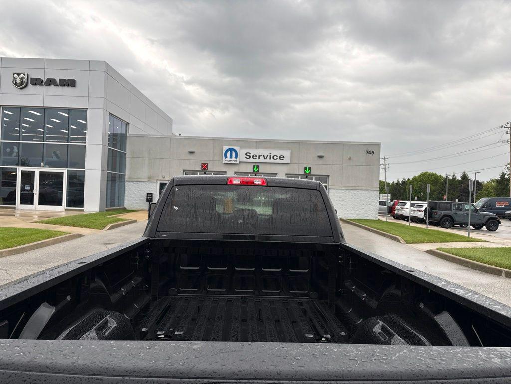صورة مصغرة 11 لـ 2026 RAM 3500 TRADESMAN CREW CAB 4X4 8' BOX