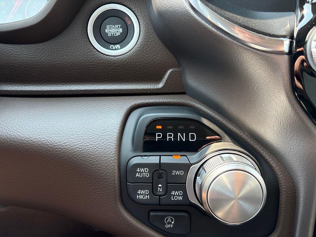 2027 RAM 1500 LARAMIE — миниатюра 29