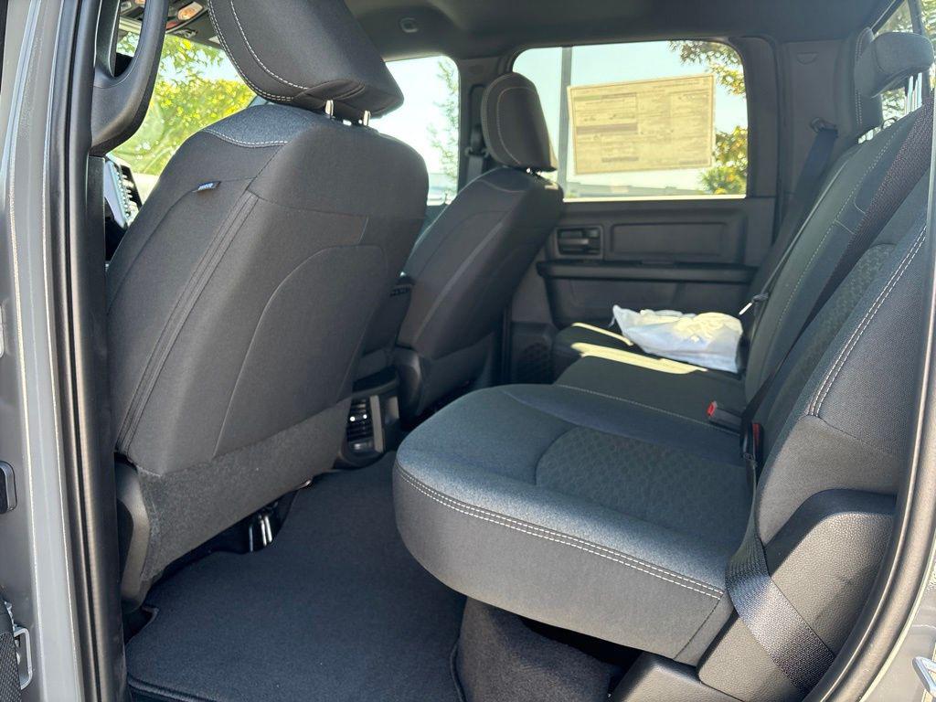 2026 RAM 2500 TRADESMAN CREW CAB 4X4 6'4' BOX 缩略图 17