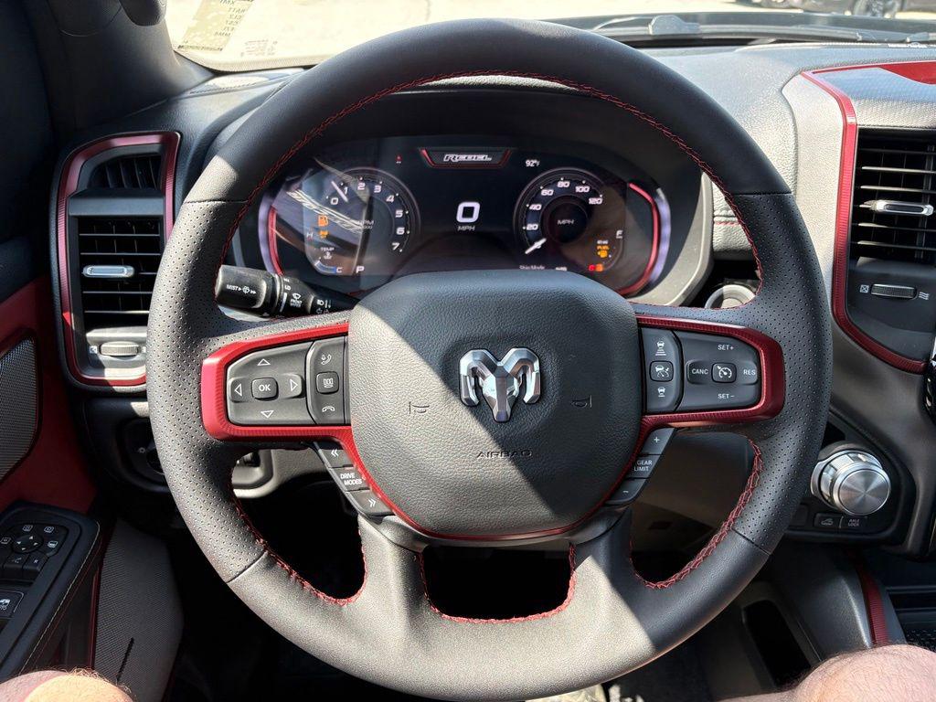 صورة مصغرة 21 لـ 2026 RAM 1500 REBEL