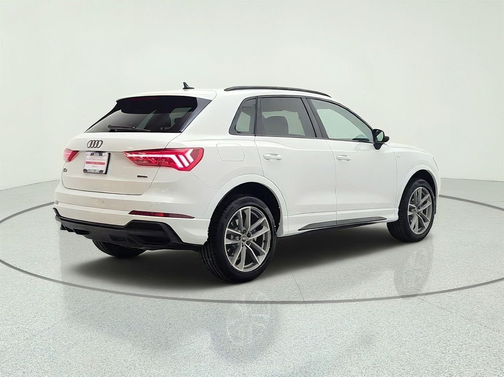 2025 AUDI Q3 PREMIUM 45 TFSI S LINE QUATTRO TIPTRONIC 照片 5