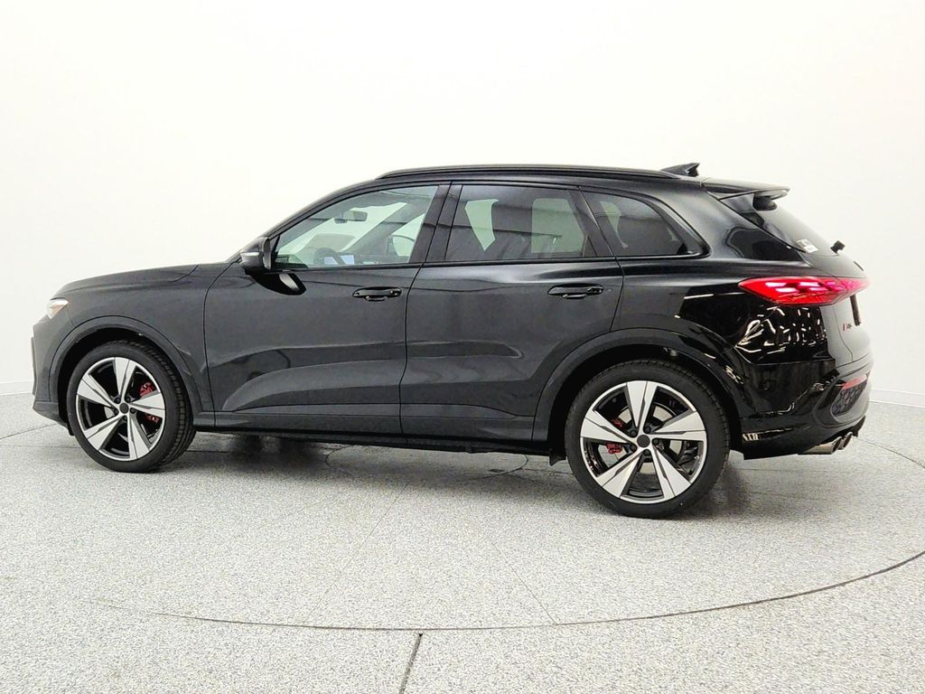 صورة 8 لـ 2026 AUDI SQ5 3.0T PREMIUM PLUS
