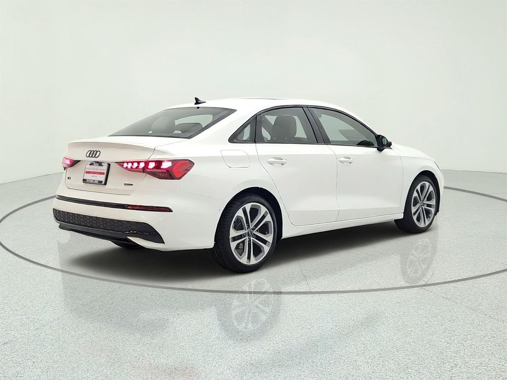 صورة 5 لـ 2026 AUDI A3 PREMIUM