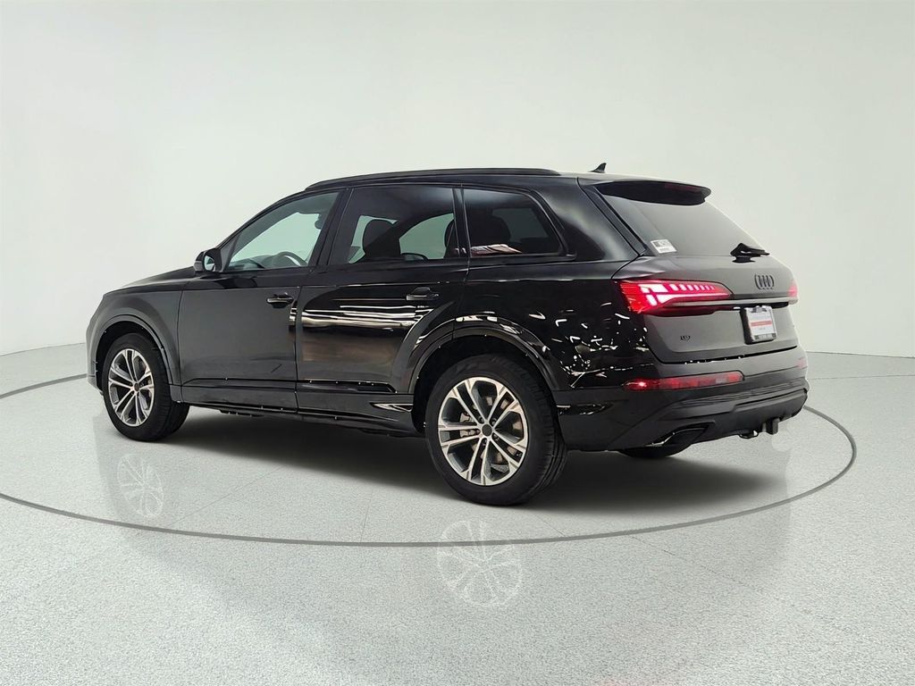 صورة 7 لـ 2026 AUDI Q7 45 PREMIUM PLUS