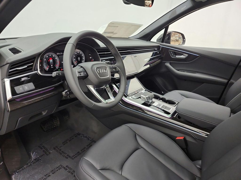 صورة 10 لـ 2026 AUDI Q7 45 PREMIUM PLUS