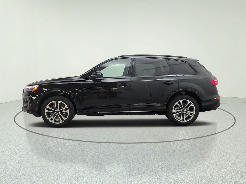 صورة 8 لـ 2026 AUDI Q7 45 PREMIUM PLUS