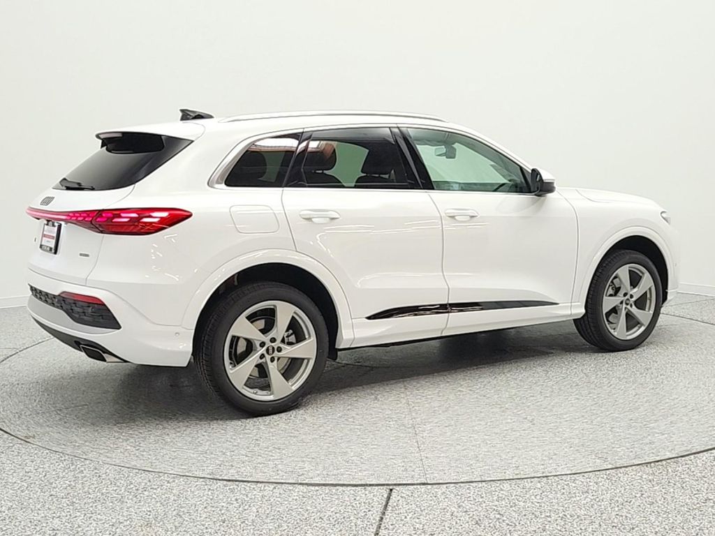 2026 AUDI Q5 PREMIUM PLUS TFSI QUATTRO S TRONIC 照片 5