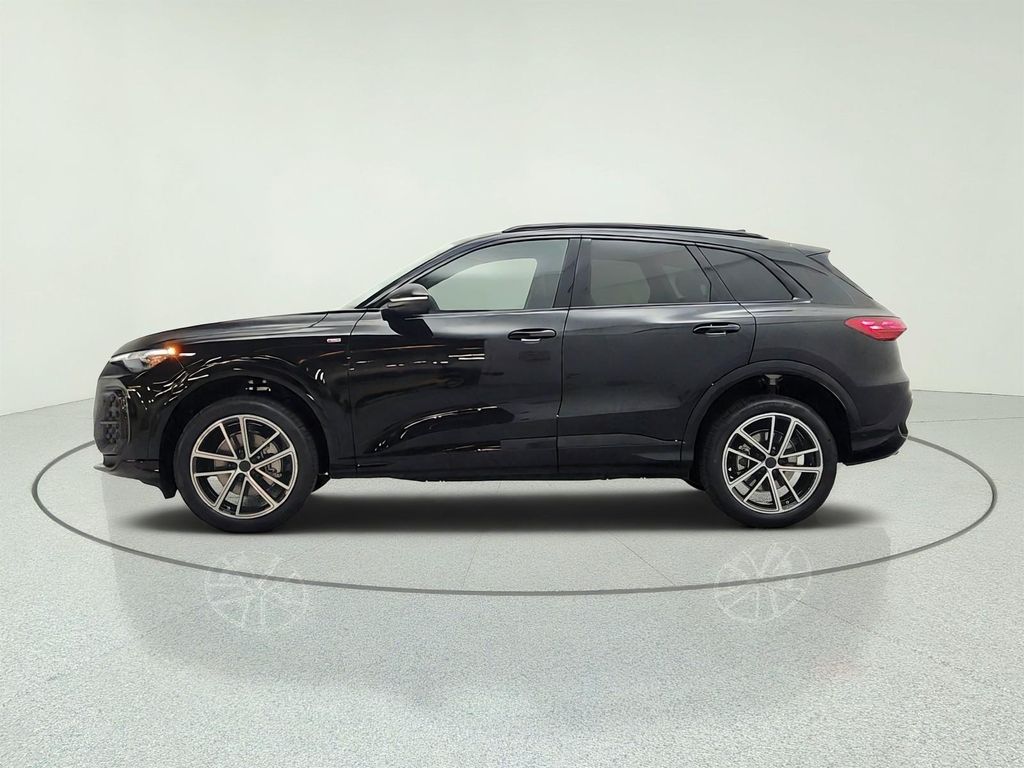 صورة 8 لـ 2026 AUDI Q5 PREMIUM PLUS TFSI QUATTRO S TRONIC