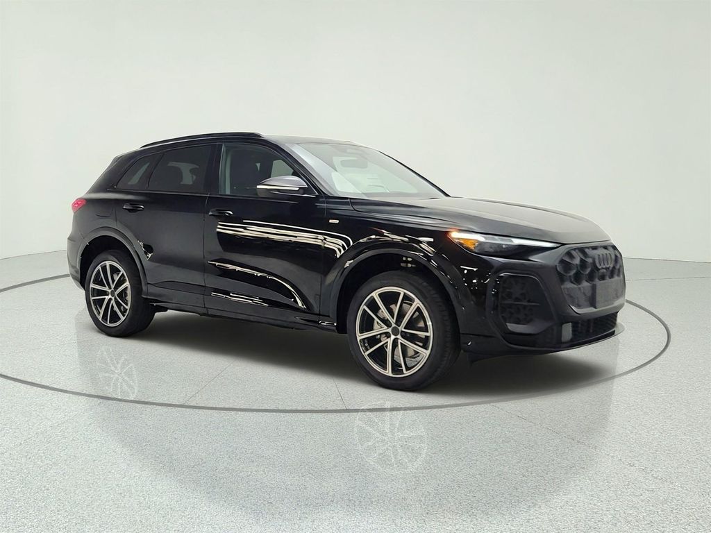 صورة 3 لـ 2026 AUDI Q5 PREMIUM PLUS TFSI QUATTRO S TRONIC