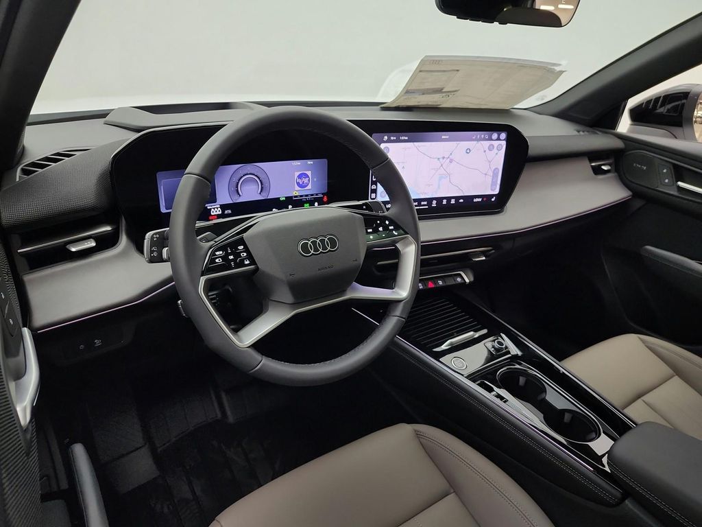 صورة 9 لـ 2026 AUDI Q3 TFSI QUATTRO S TRONIC