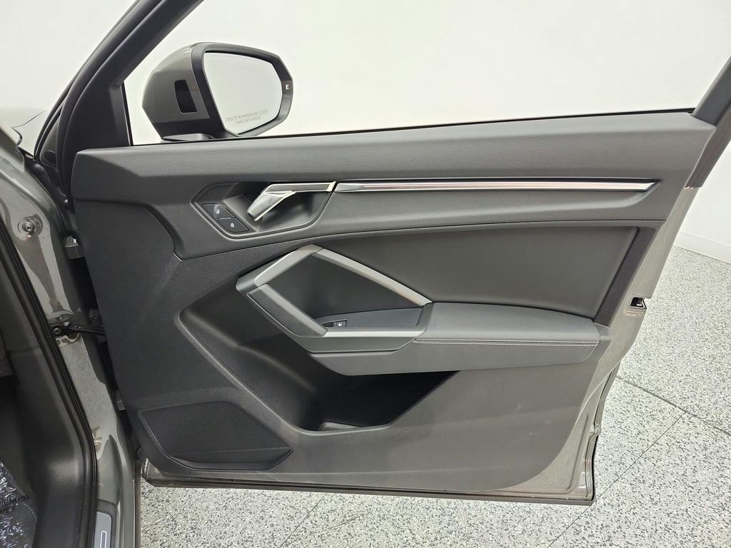 صورة مصغرة 21 لـ 2024 AUDI Q3 45 S LINE PREMIUM PLUS