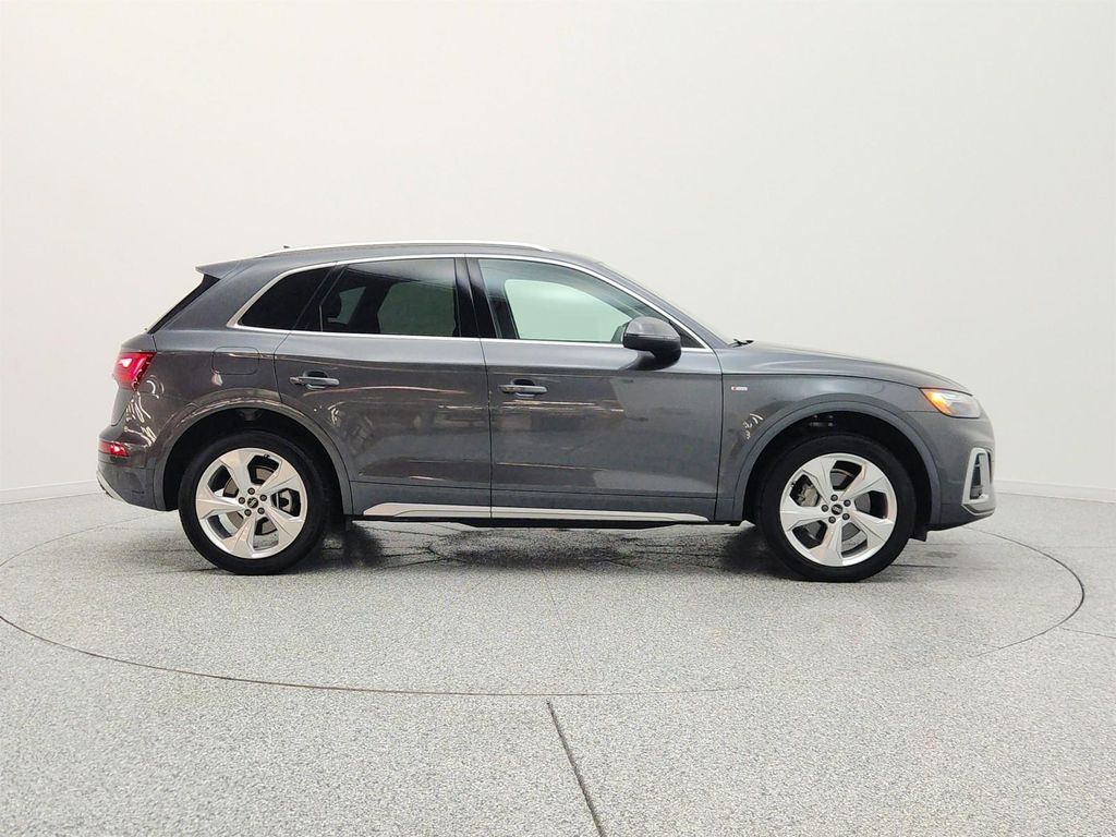 صورة 4 لـ 2023 AUDI Q5 45 S LINE PREMIUM PLUS