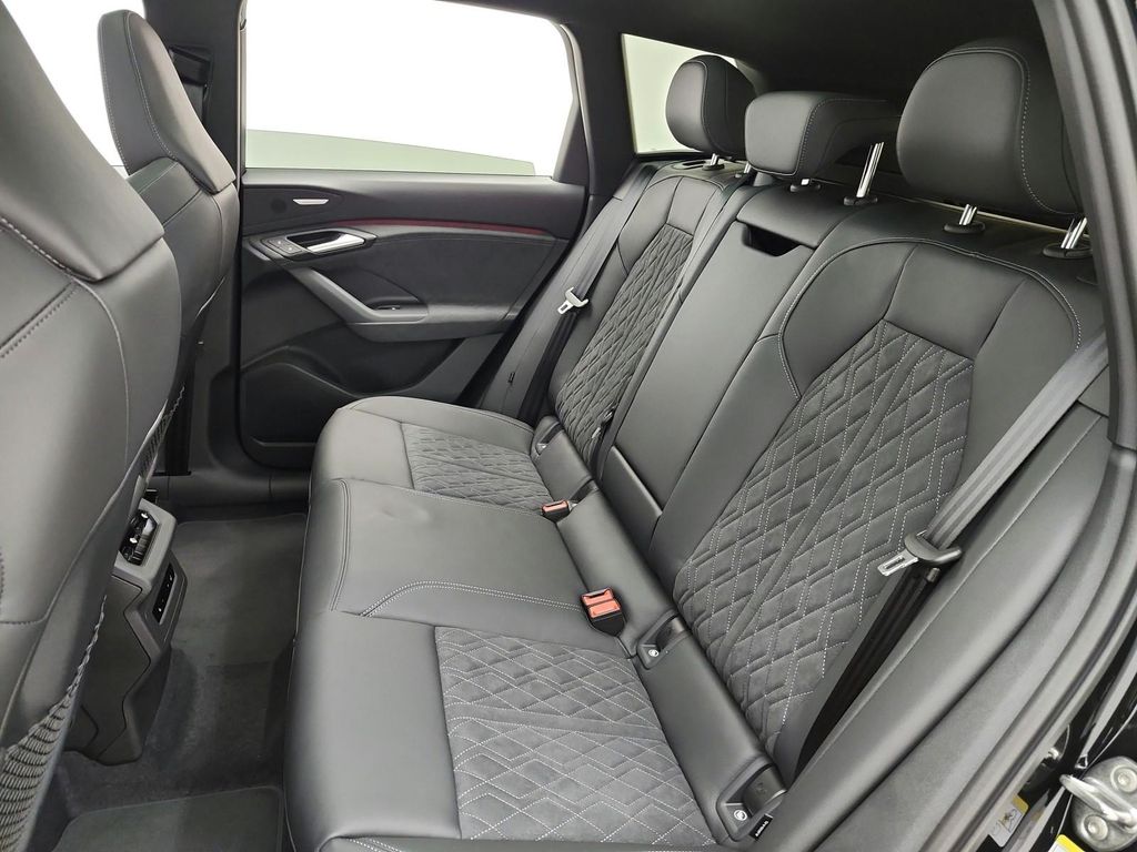 2027 AUDI SQ6 E-TRON PREMIUM PLUS QUATTRO thumbnail 11