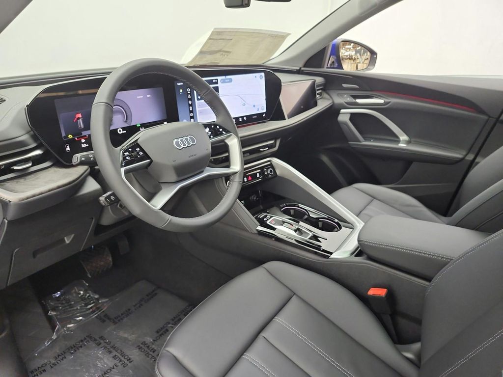 صورة 10 لـ 2026 AUDI Q5 PREMIUM PLUS TFSI QUATTRO S TRONIC