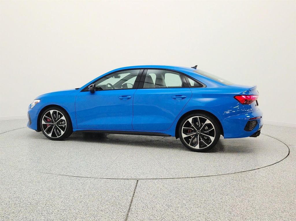 صورة 8 لـ 2024 AUDI S3 PREMIUM PLUS TFSI QUATTRO S TRONIC