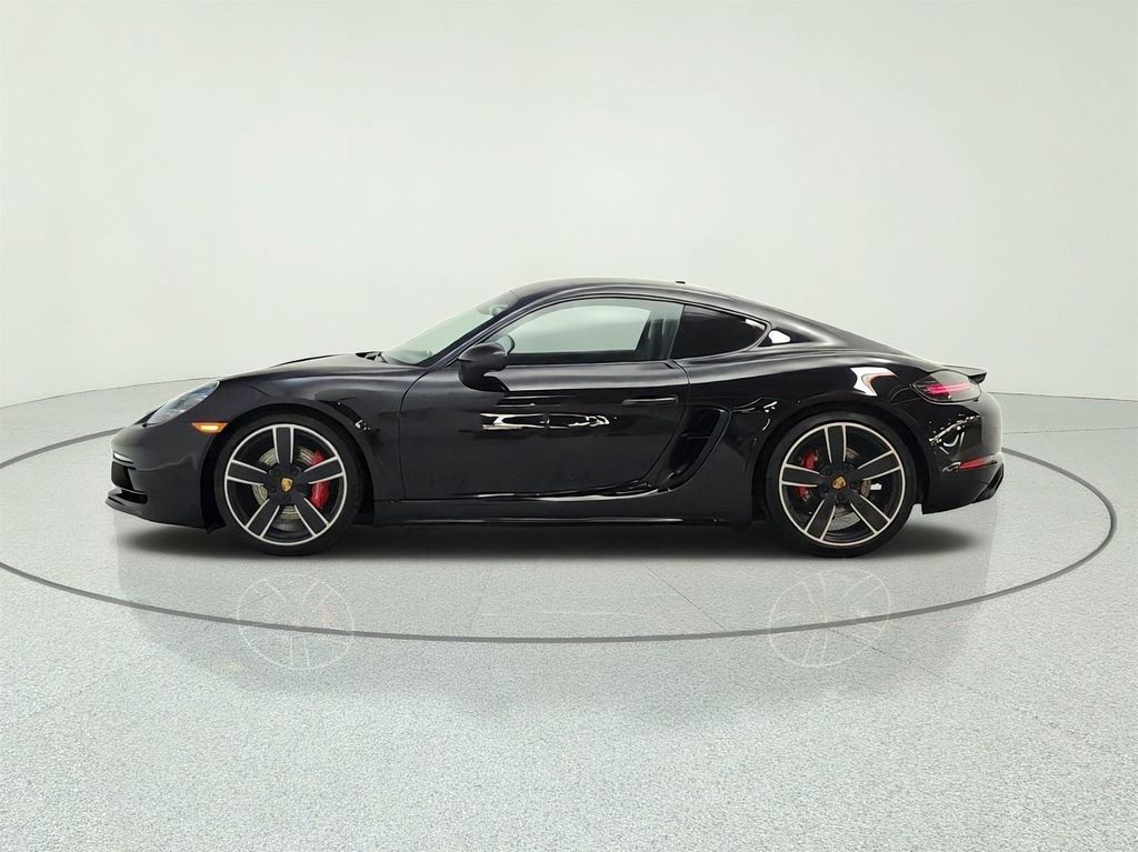 صورة 8 لـ 2021 Porsche 718 CAYMAN GTS 4.0