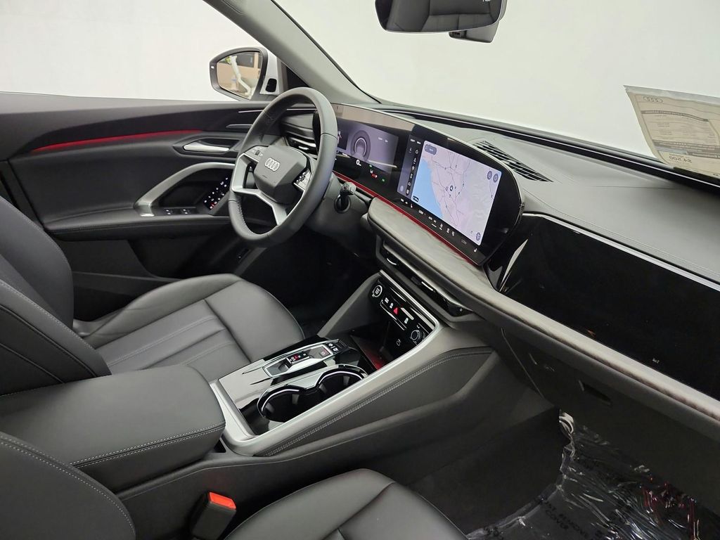 صورة مصغرة 13 لـ 2026 AUDI Q5 PREMIUM PLUS TFSI QUATTRO S TRONIC