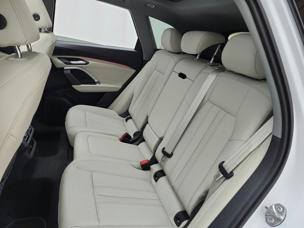 2026 AUDI Q5 PREMIUM TFSI QUATTRO S TRONIC — фото 11