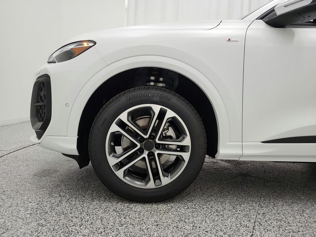 2026 AUDI Q5 PREMIUM TFSI QUATTRO S TRONIC — фото 13
