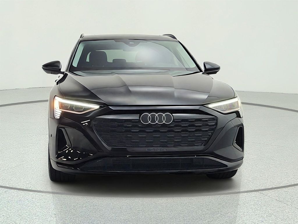 صورة 2 لـ 2024 AUDI Q8 E-TRON PREMIUM PLUS