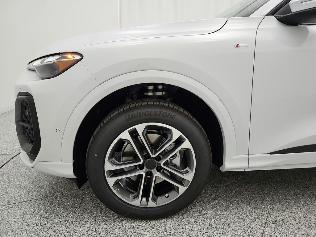 2026 AUDI Q5 PREMIUM TFSI QUATTRO S TRONIC — фото 13