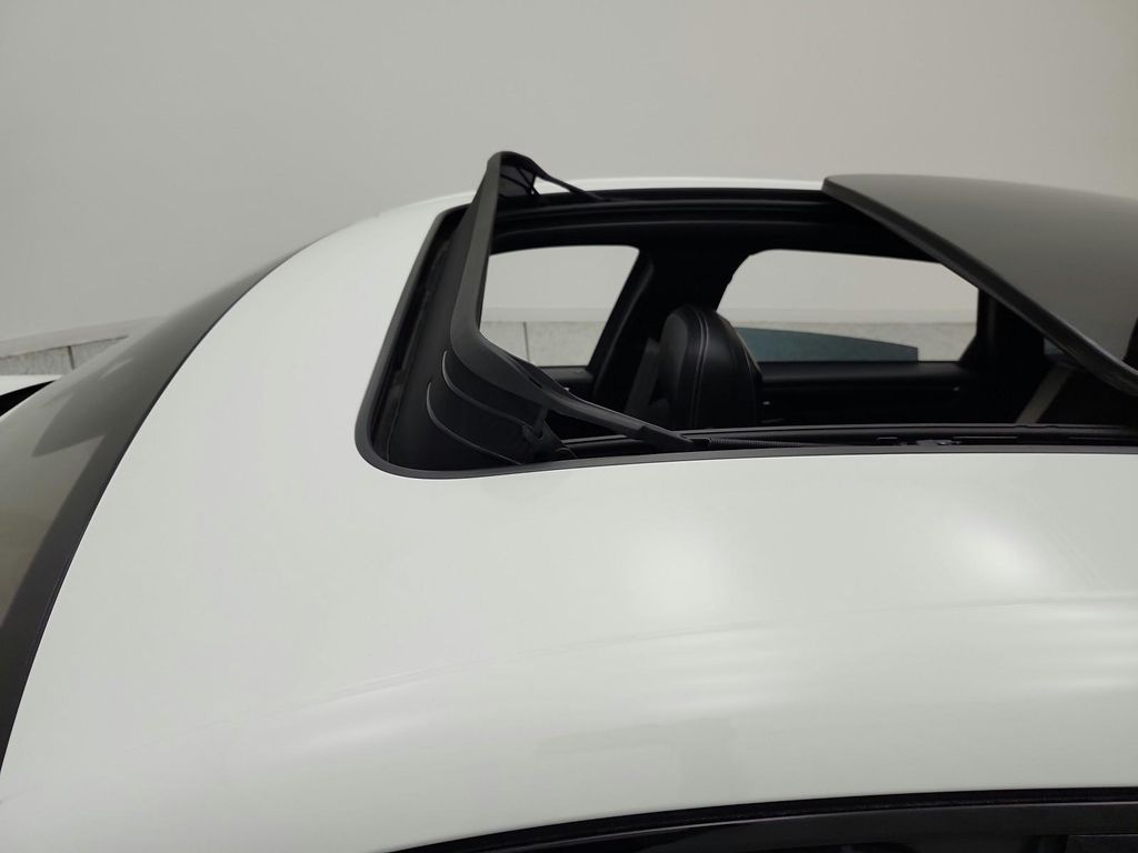 صورة مصغرة 16 لـ 2022 Porsche MACAN MACAN GTS