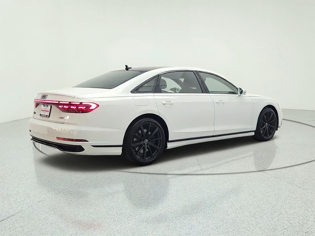 صورة 5 لـ 2023 AUDI A8 L 55 TFSI QUATTRO TIPTRONIC