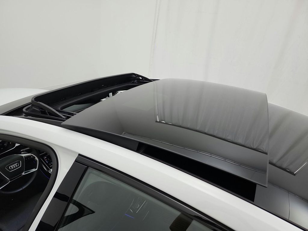 صورة 11 لـ 2023 AUDI A8 L 55 TFSI QUATTRO TIPTRONIC