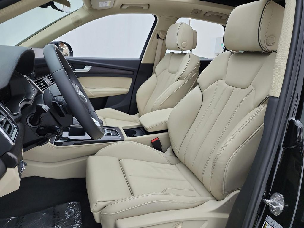صورة 13 لـ 2023 AUDI Q5 55 S LINE PREMIUM PLUS