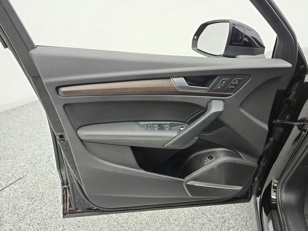 صورة 14 لـ 2023 AUDI Q5 40 PREMIUM PLUS