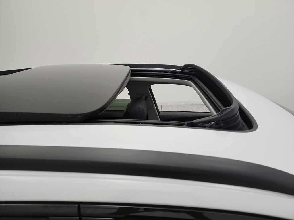 2024 AUDI Q8 E-TRON PREMIUM — миниатюра 17