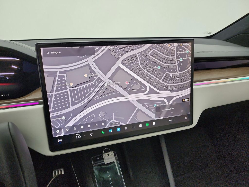 2023 Tesla MODEL X AWD — фото 10